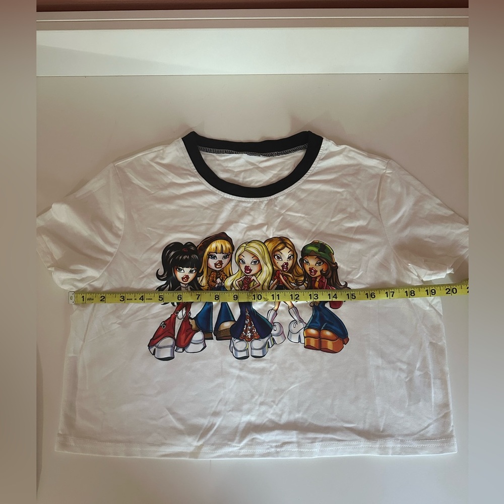Bratz • Crop Tee • Med-Large